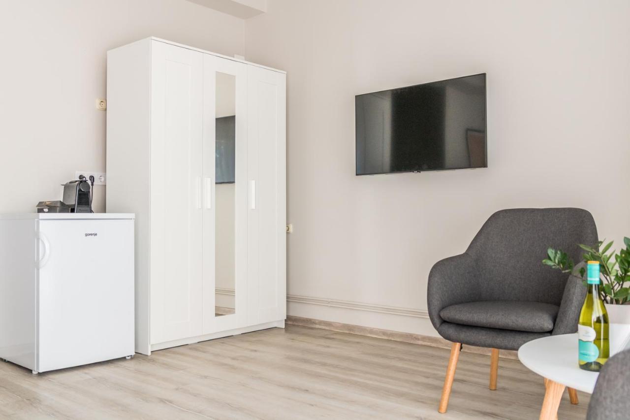 Villa 21 Boutique Rooms บาลาโตนัลมาดี ภายนอก รูปภาพ