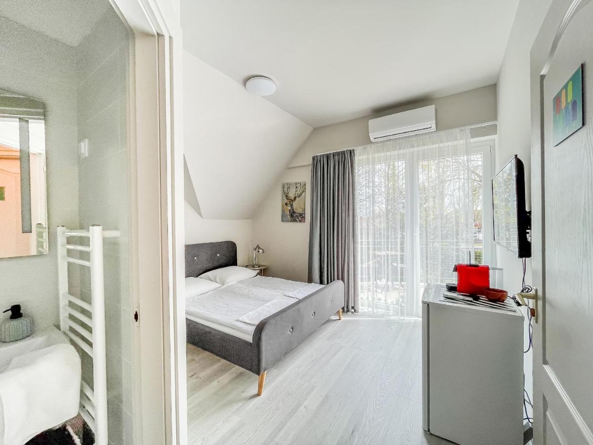 Villa 21 Boutique Rooms บาลาโตนัลมาดี ภายนอก รูปภาพ